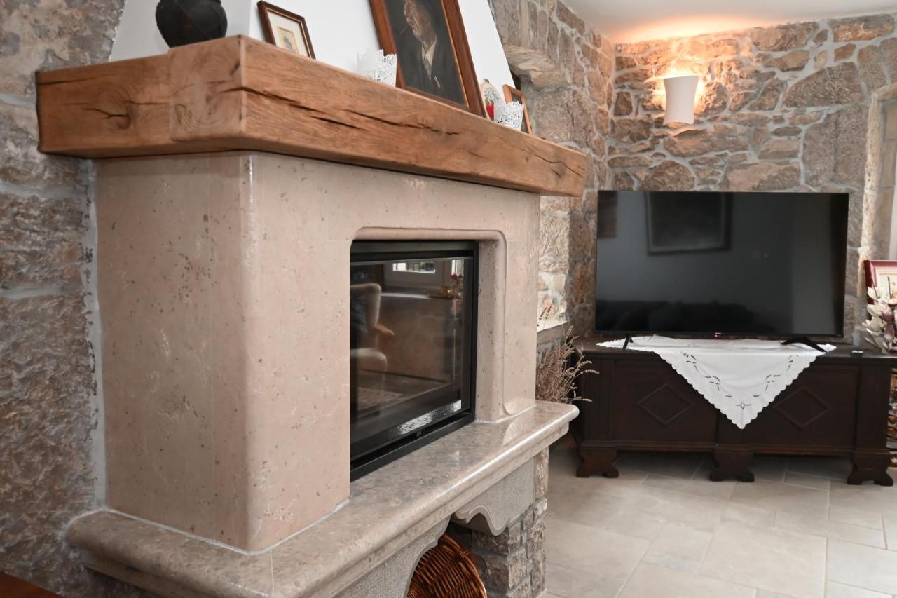 Villa Mavrici, Neighbors Free Buzet Extérieur photo